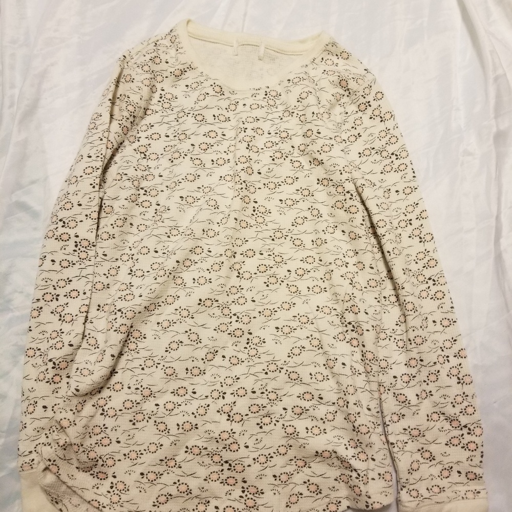 white long sleeve thick flowered shirt